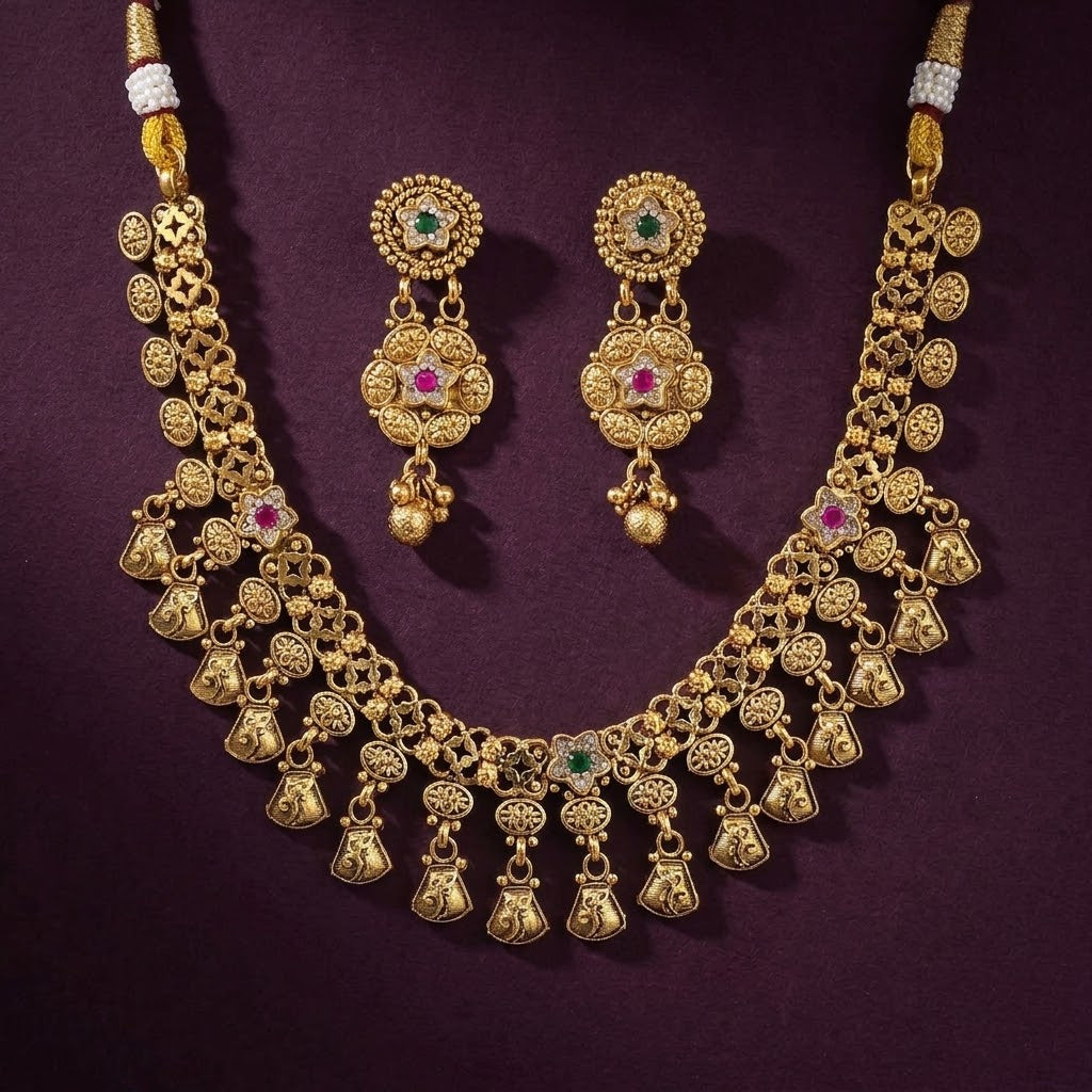 Matte Gold Classic Floral Necklace Set
